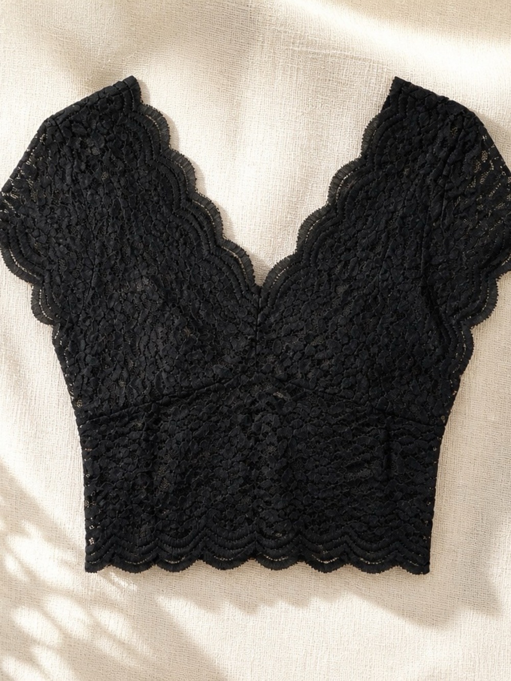 Shyanne Black Lace Short Sleeve Crop Top